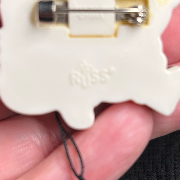 RUSS VTG Plastic Pop up pull string Santa Christmas Brooch. Super cute!! - Picture 8 of 8